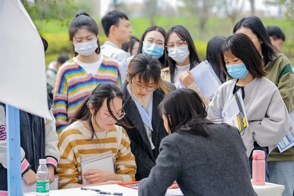 熱烈祝賀:人社部“一線觀察”項(xiàng)目信息采集點(diǎn)落戶(hù)瑞方人力 第3張 熱烈祝賀:人社部“一線觀察”項(xiàng)目信息采集點(diǎn)落戶(hù)瑞方人力 第3張